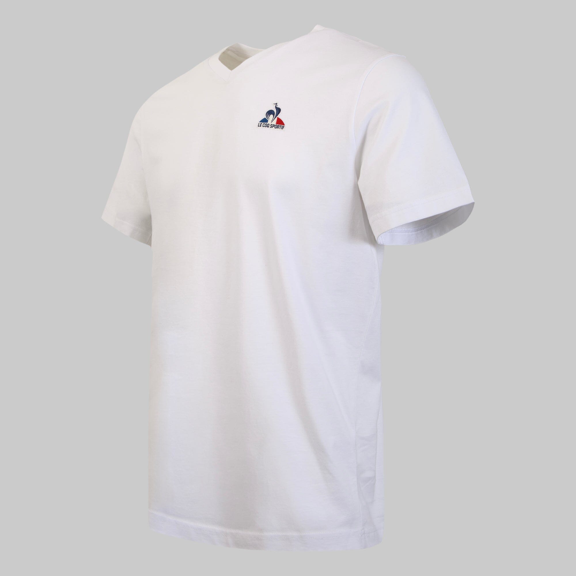 ESS V-NECK TEE SS No 4 M Optical White – Le Coq Sportif