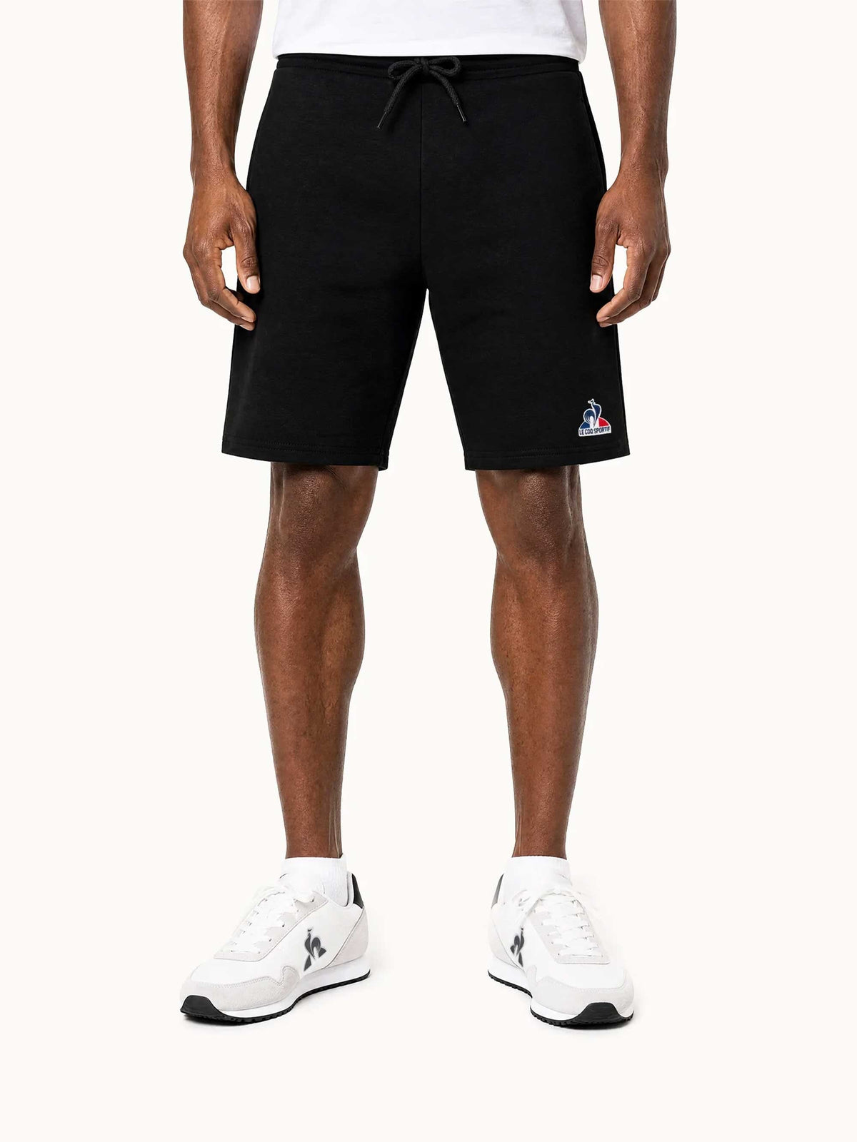 Essential Short No2 M black