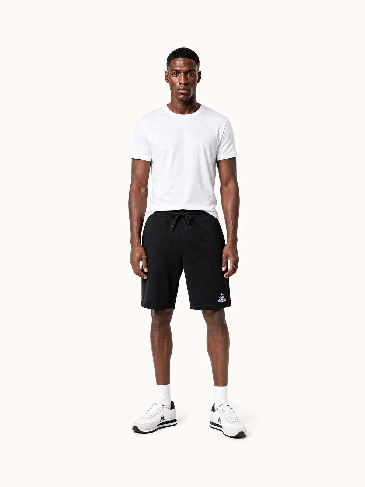 Essential Short No2 M black