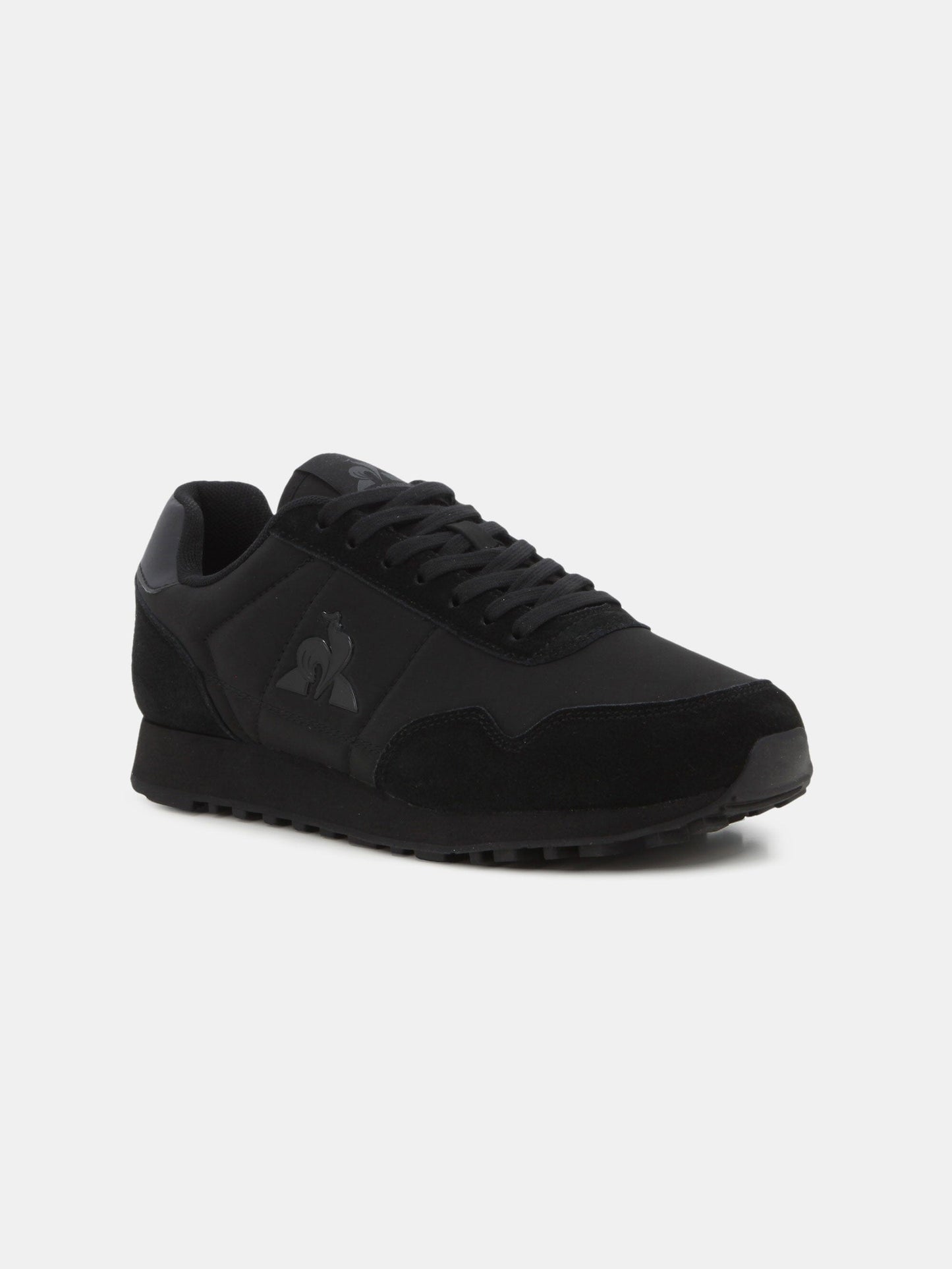 Astra 2 Triple Black