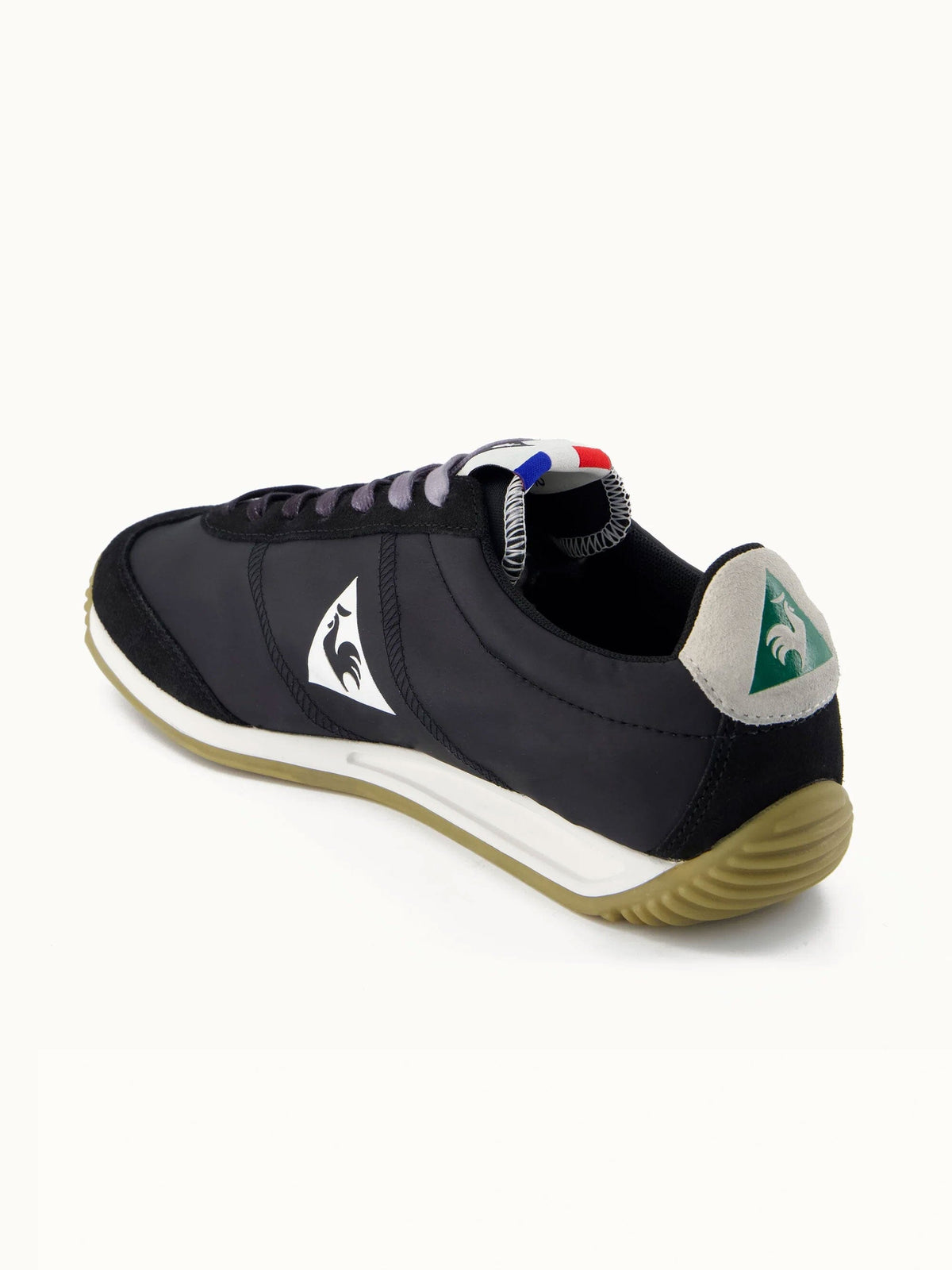 Quartz Nylon Black Gum