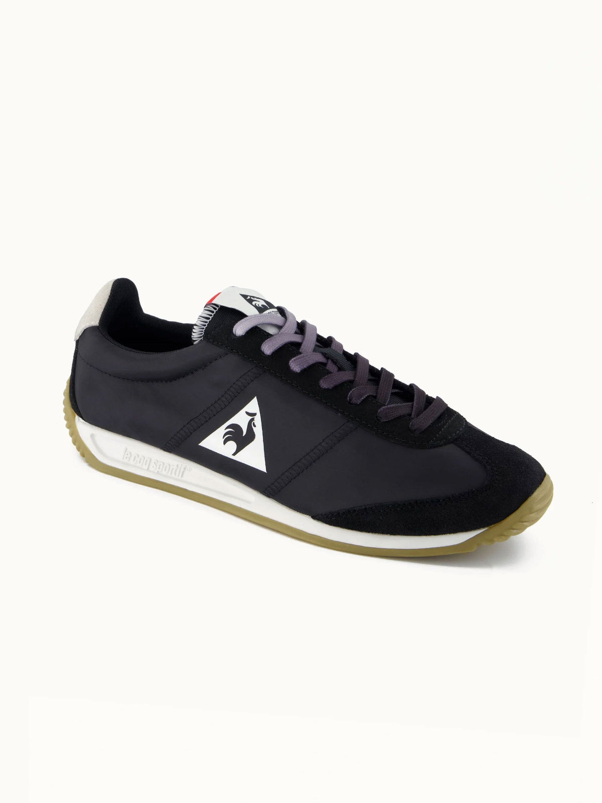Quartz Nylon Black Gum